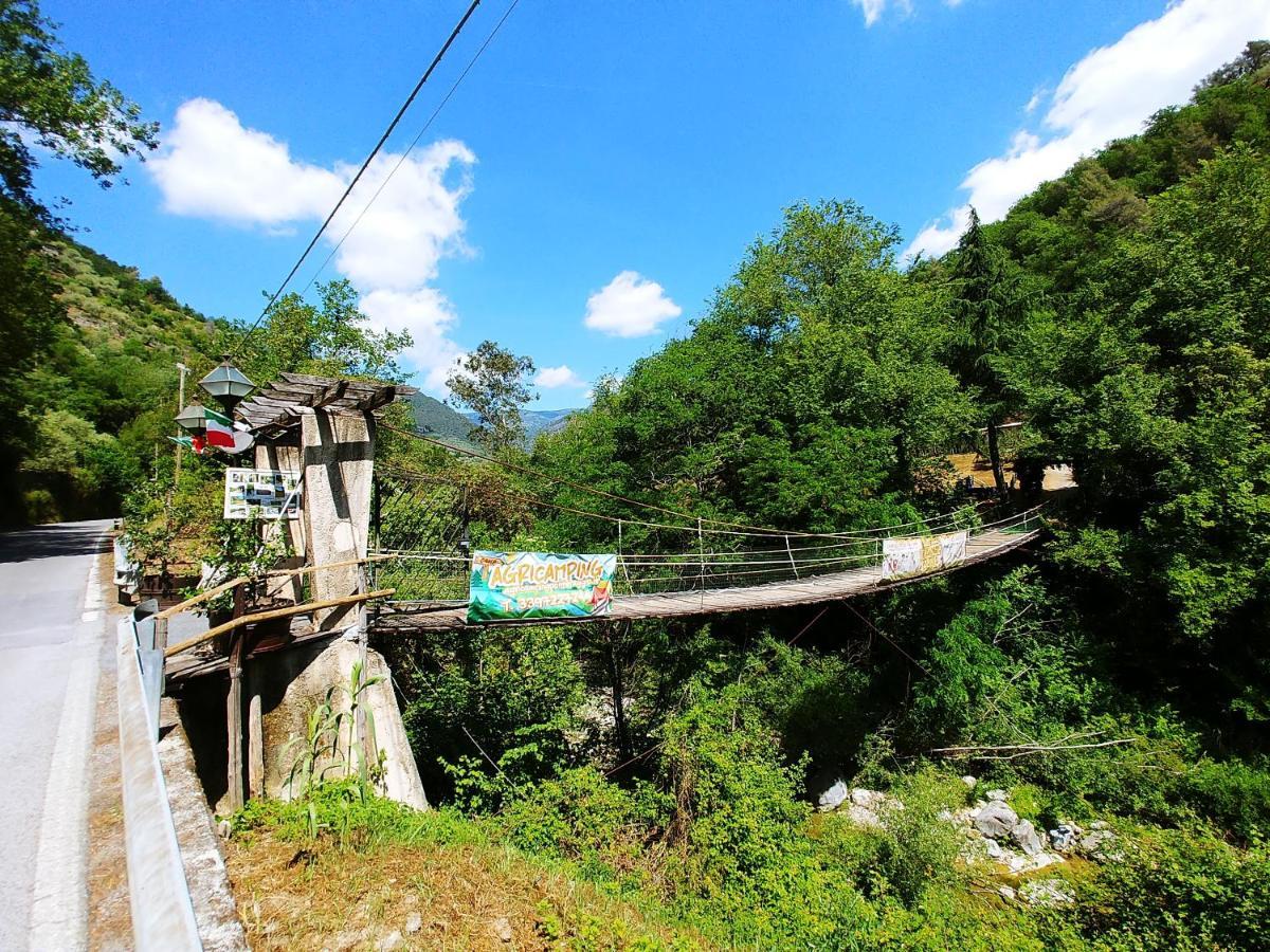 Agricamping Ponteraggio N.1 Hotell Dolceacqua Exteriör bild